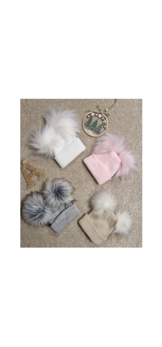 Knitted Fluffy Double Pom Pom Hat